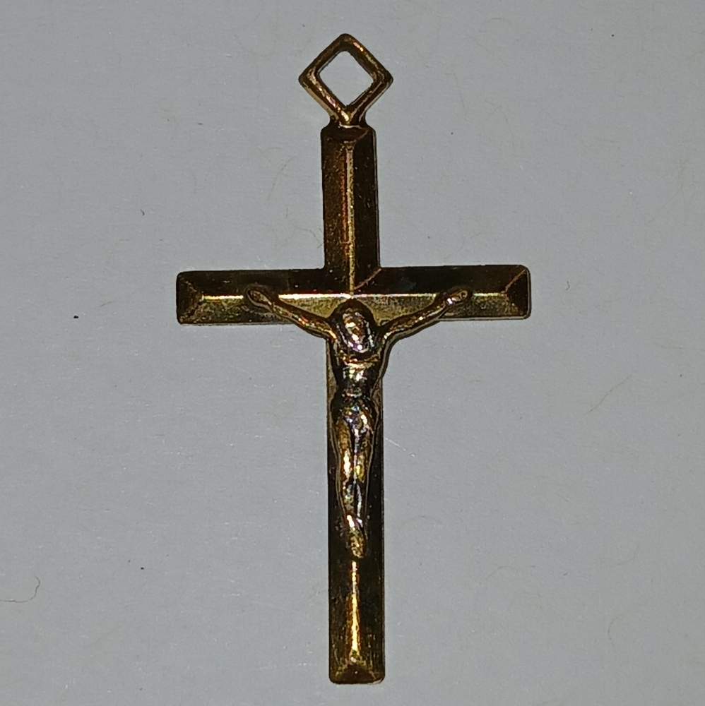 Gold Crucifix Pendant